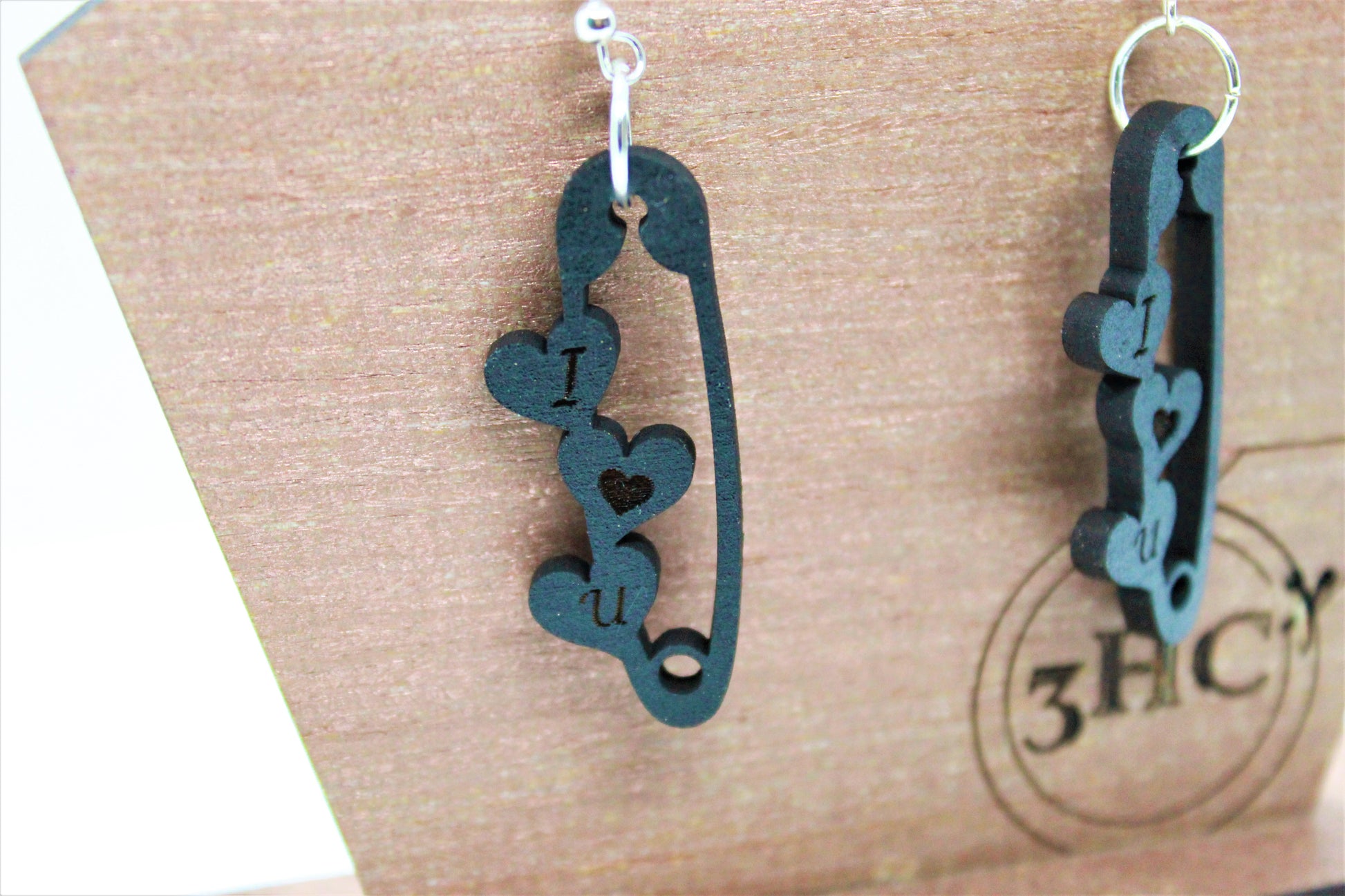 Love earrings image 2